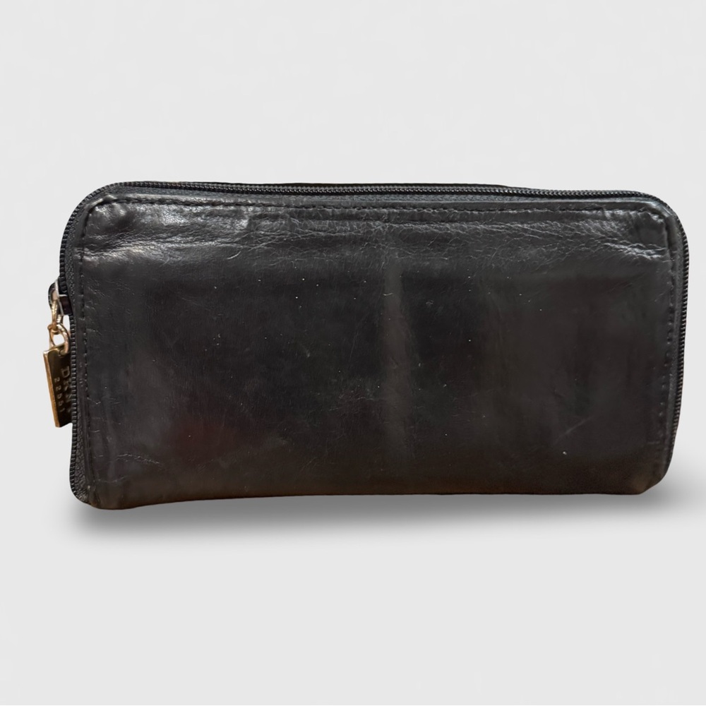 Vintage DKNY Sleek Black Leather Wallet